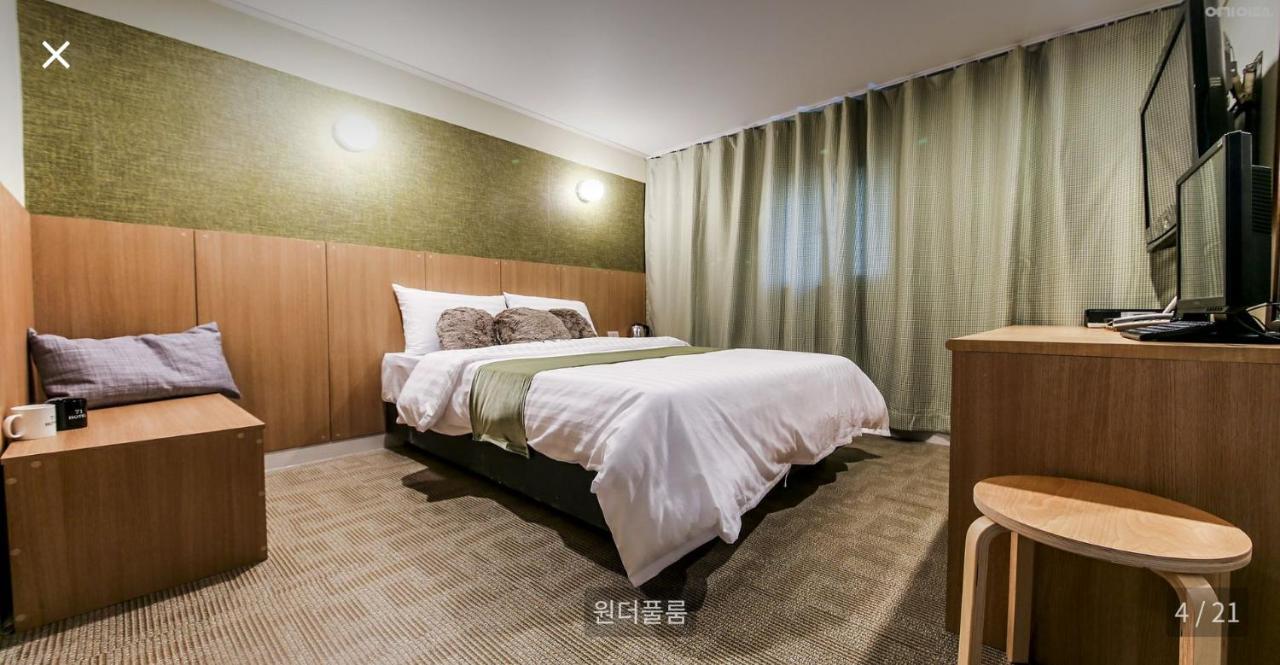 71 Street Motel Suwon Bagian luar foto