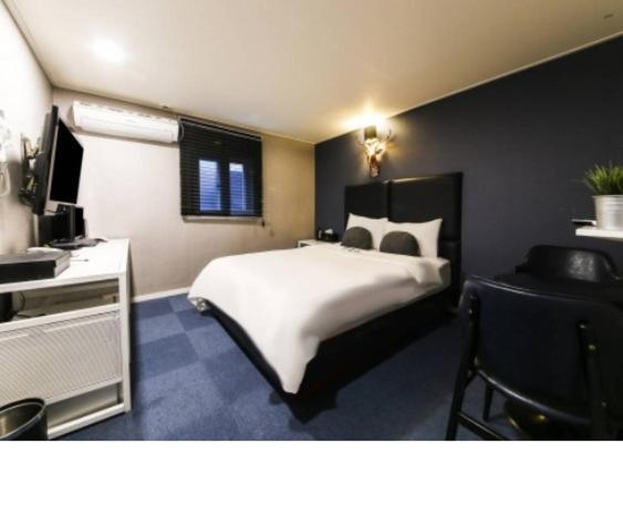 71 Street Motel Suwon Bagian luar foto