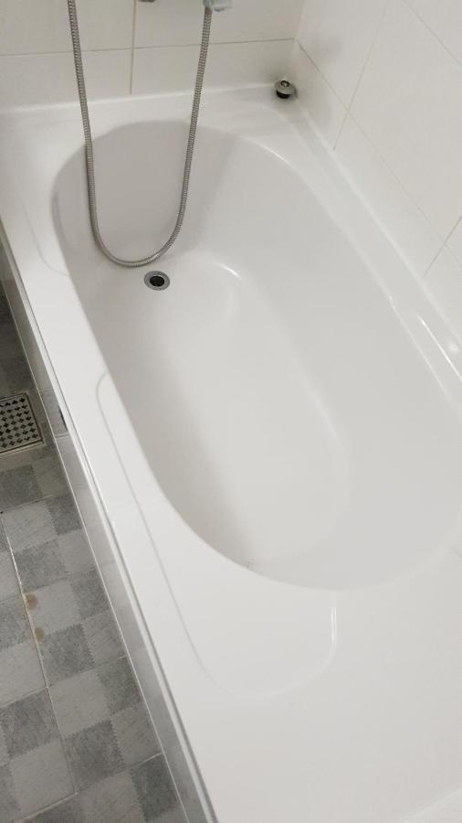 71 Street Motel Suwon Bagian luar foto